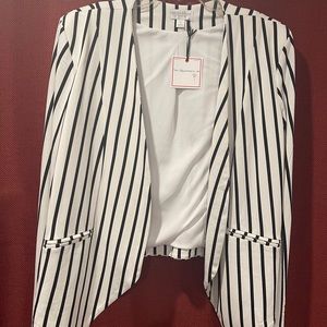 BRAND NEW : black and white striped jacket.